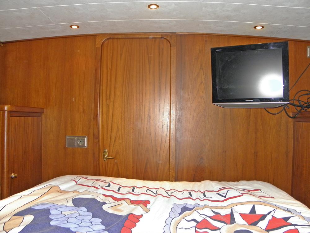 Fore ship, Accommodation